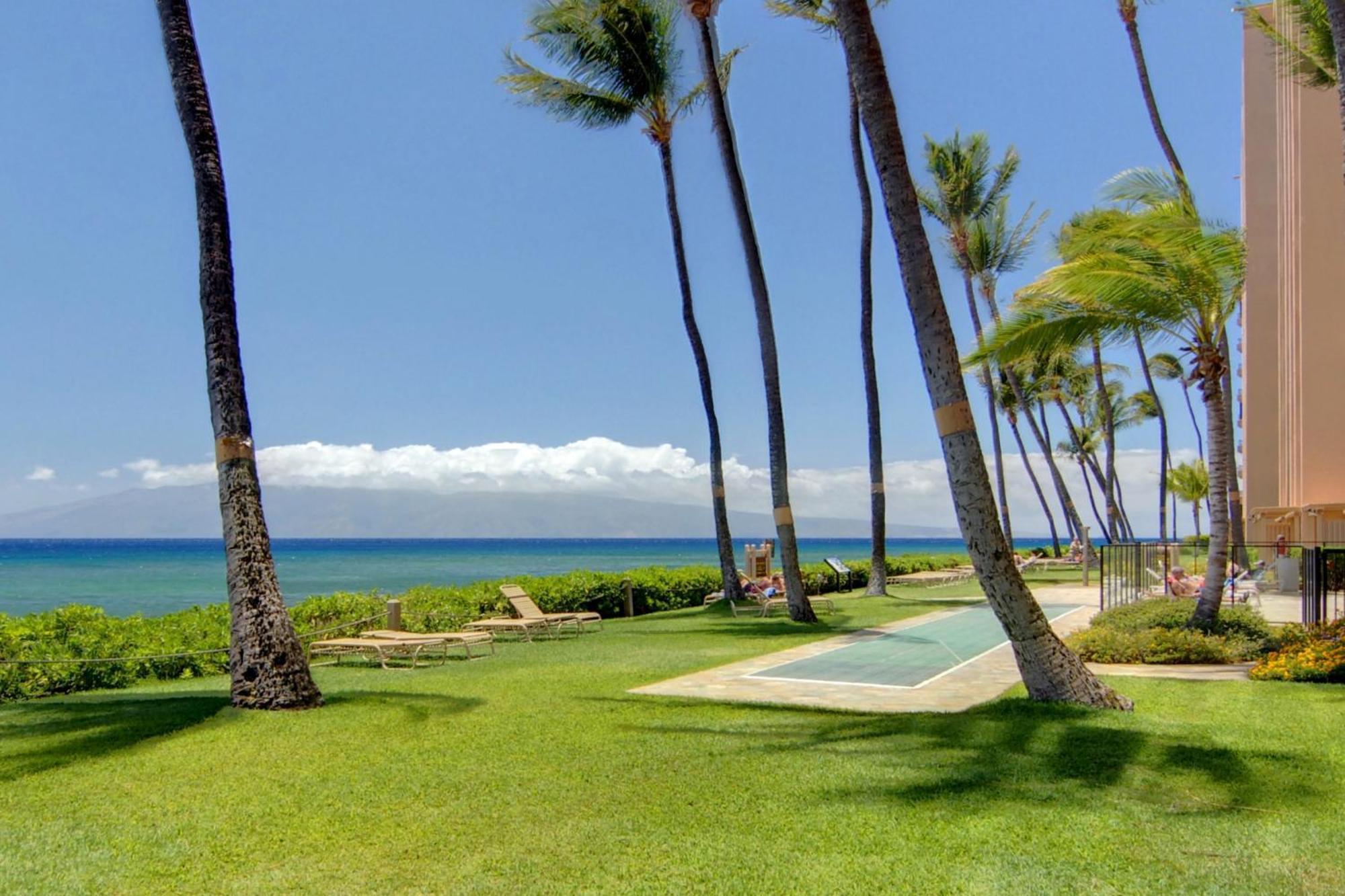Mahana At Kaanapali Room photo